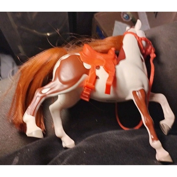 Dreamworks Spirit Horse Boomerang Toy Wht Brown Pink Saddle Bridle US Paint 6.5" - Picture 4 of 5
